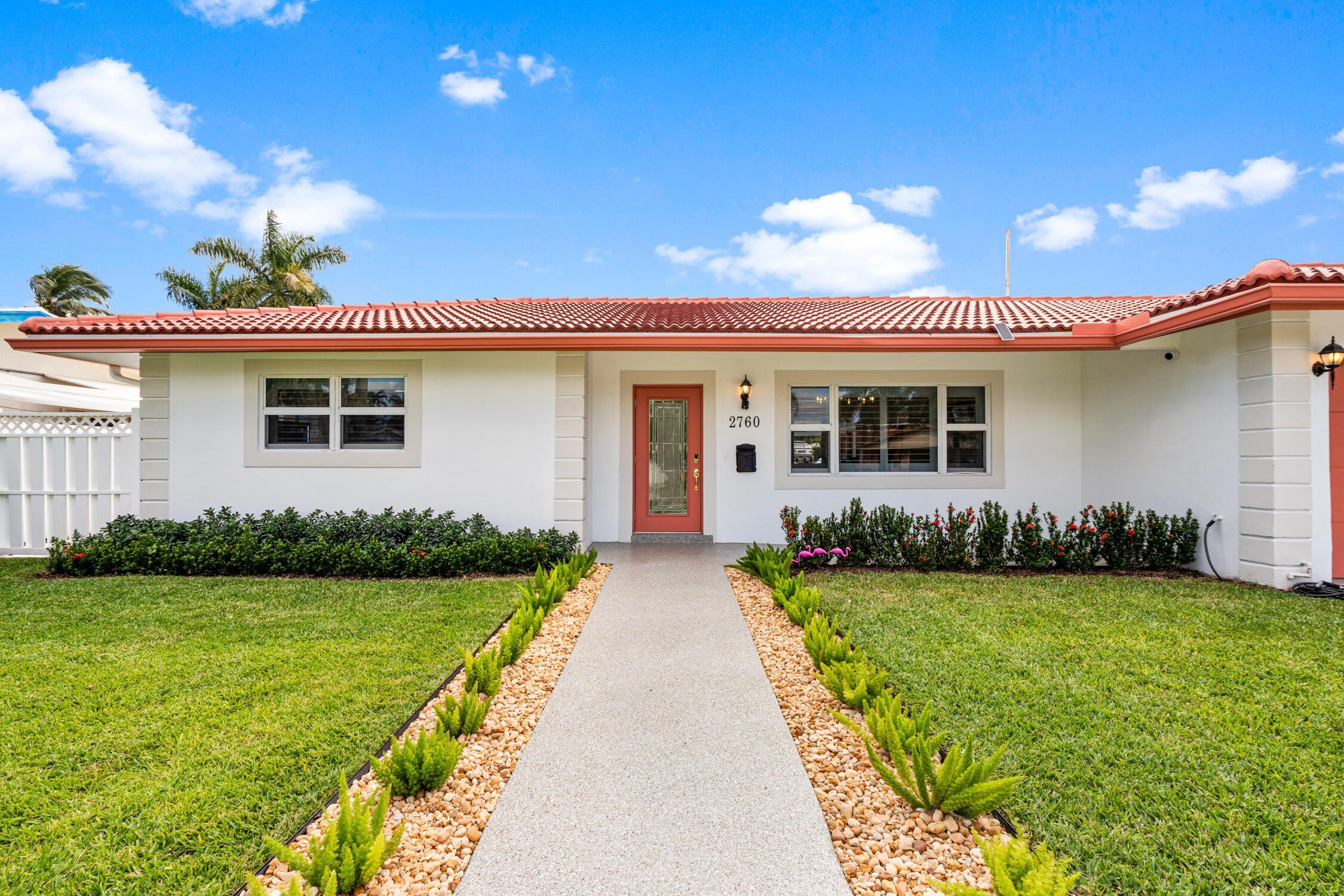 2760 NE 7TH Street – photo 3