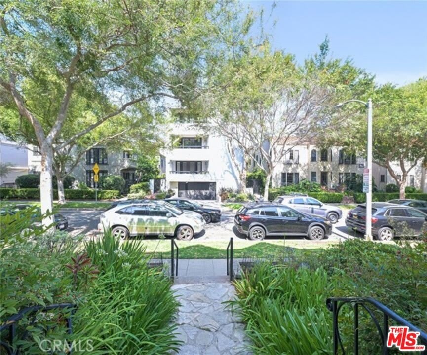 149 S Crescent Dr – photo 1