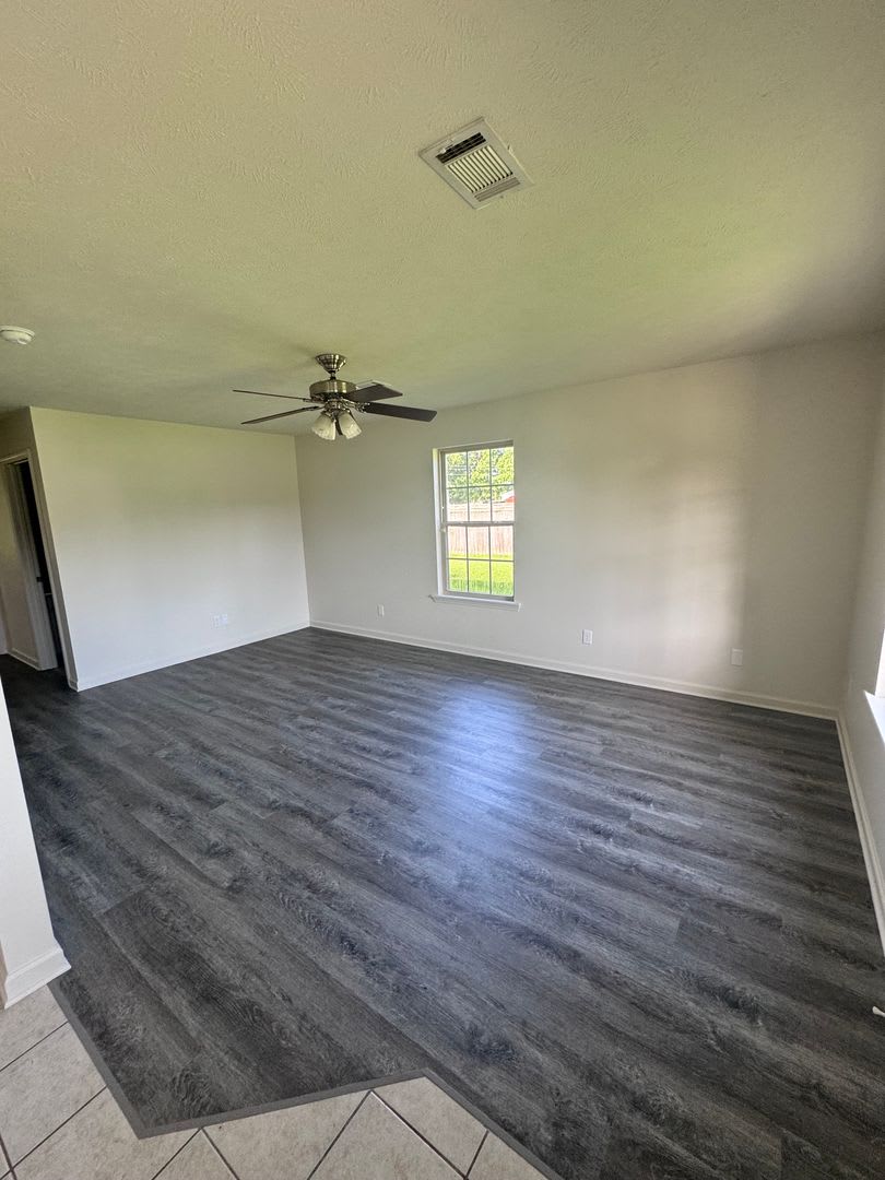 100 East Lauren Road – photo 5