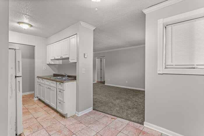 21620 Hillside Drive – photo 4