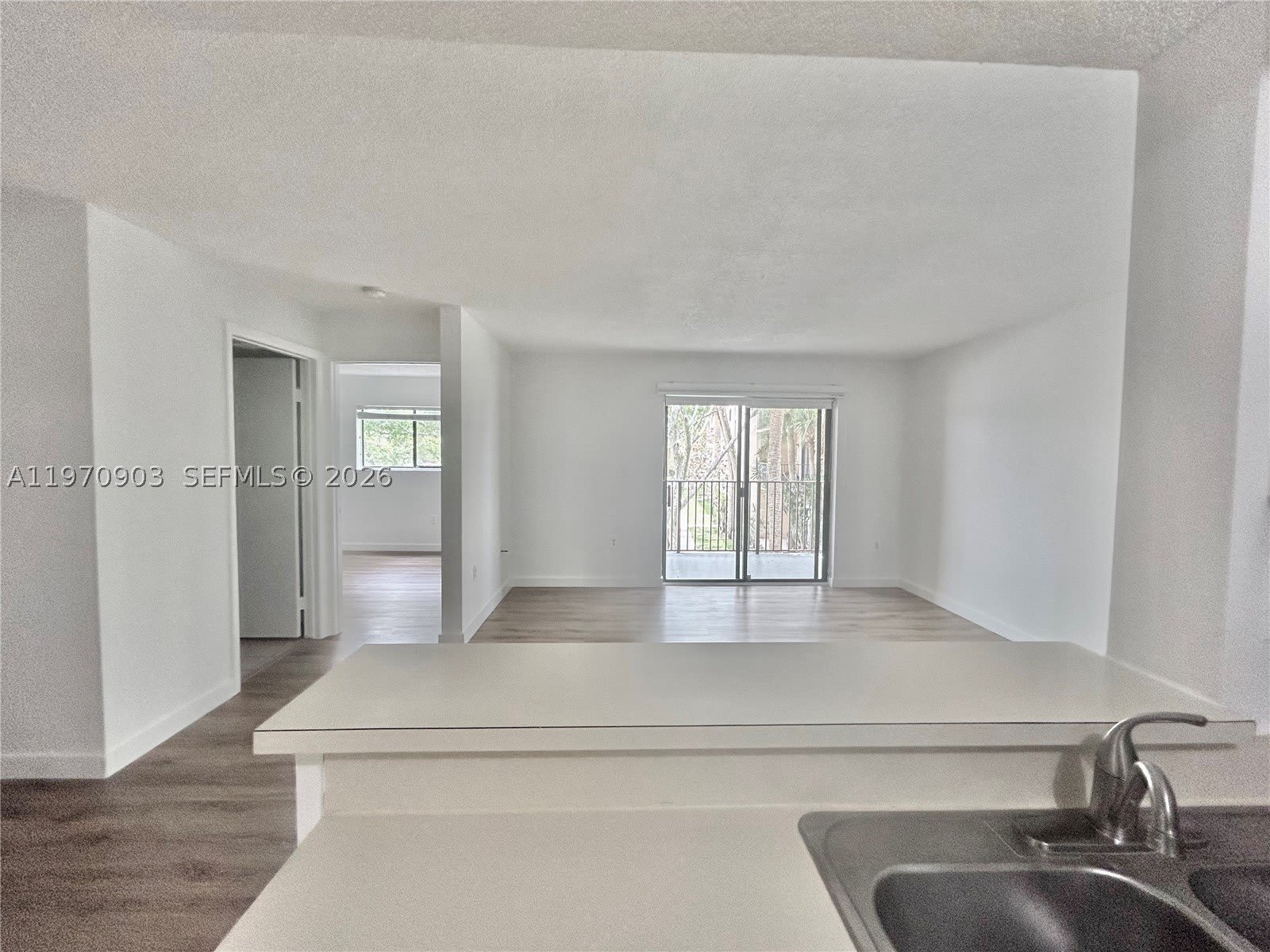 400 Palm Cir W – photo 5
