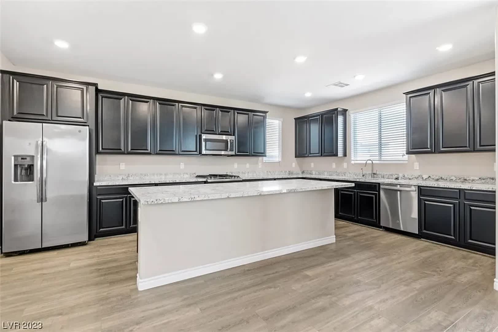 Modern 3Bed/3Bath/2Car Two story home located in North Las Vegas Home in Tule Springs – photo 3