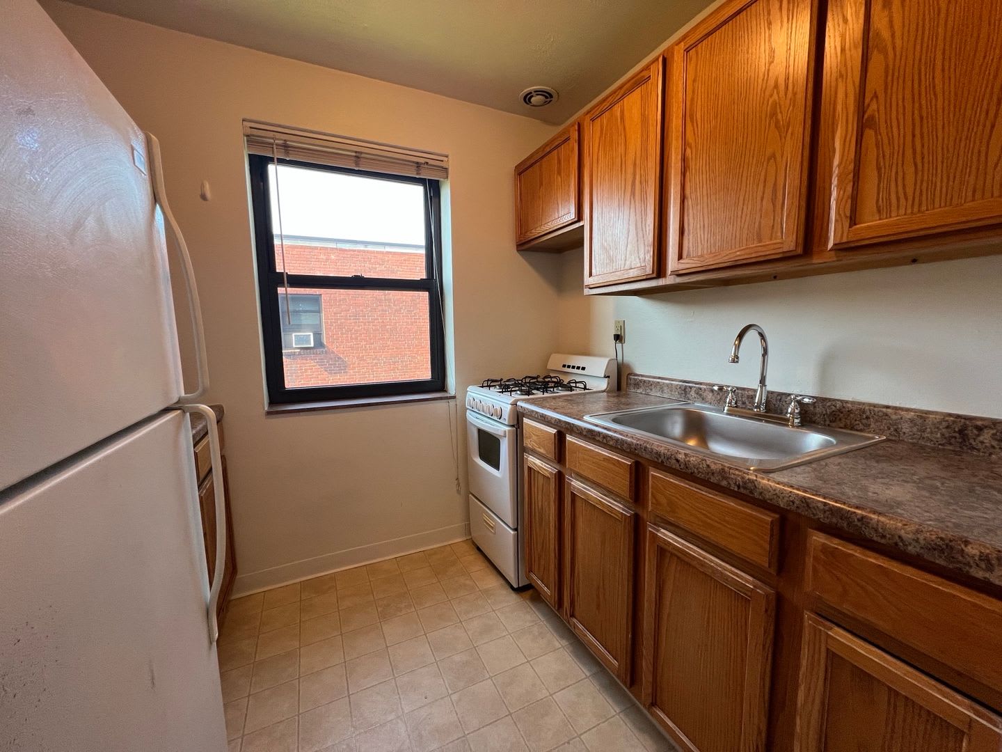 5627 5631 Rippey Street – photo 4