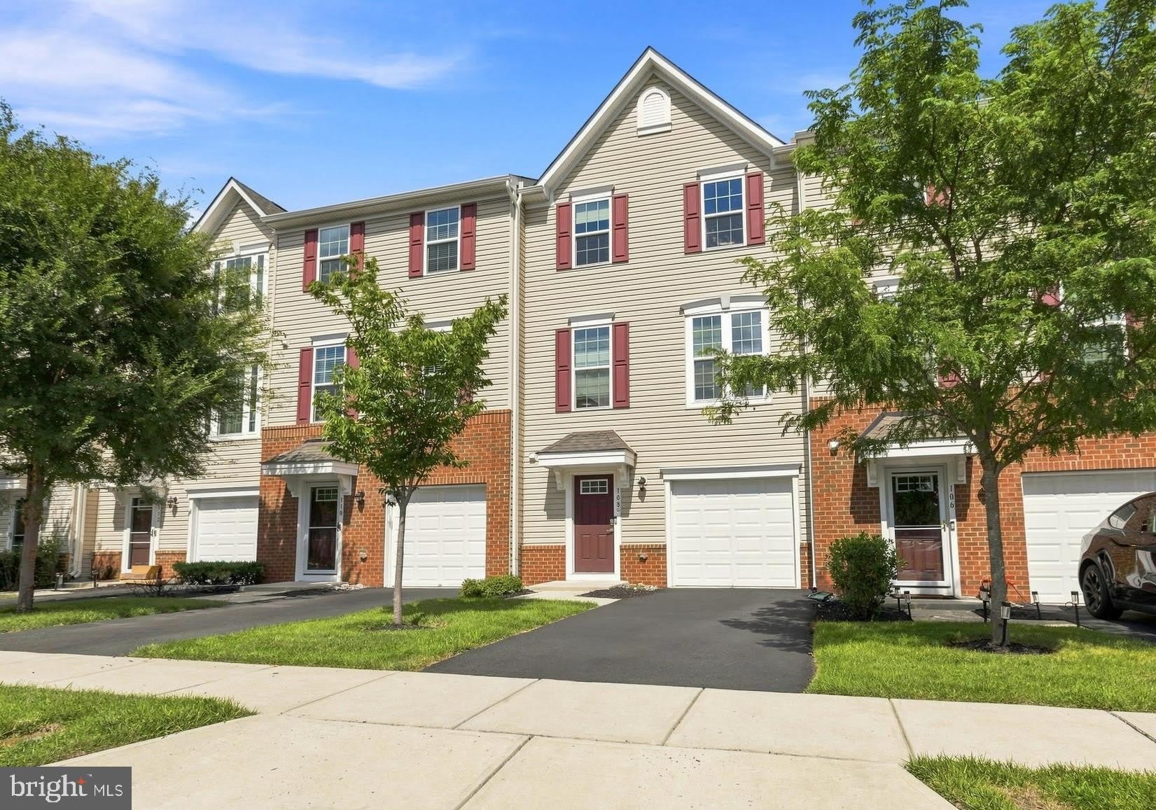 108 NATHAN DR – photo 2