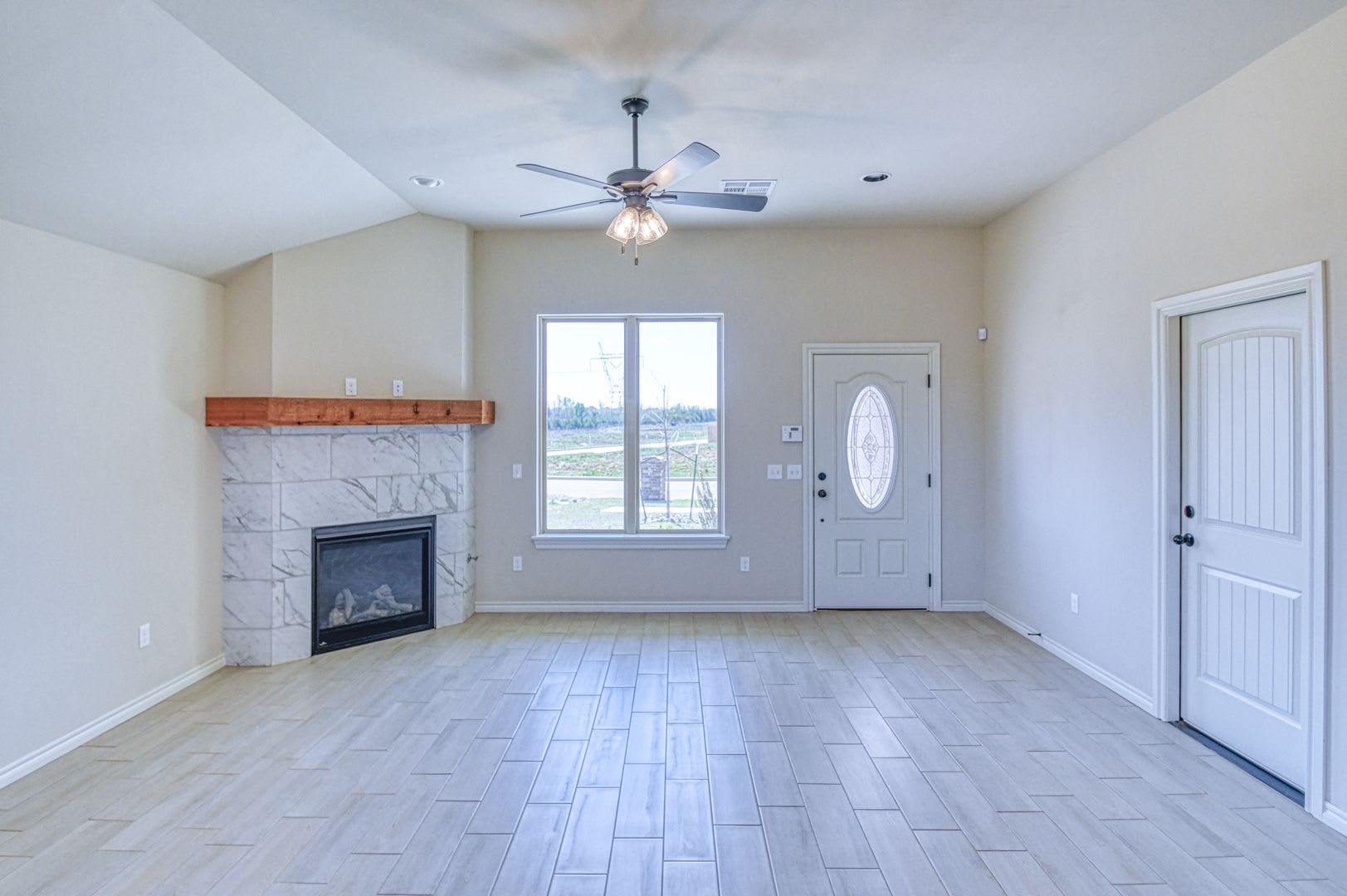 Move In Special: August Rent Free! – photo 4
