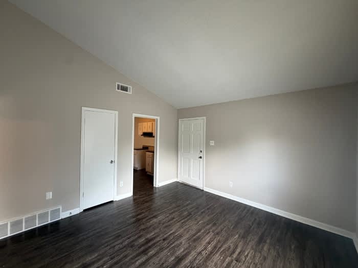 7070 Hillshire Drive – photo 3