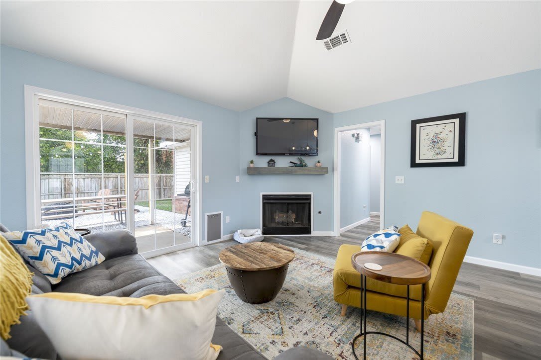 810 SE E Court – photo 3