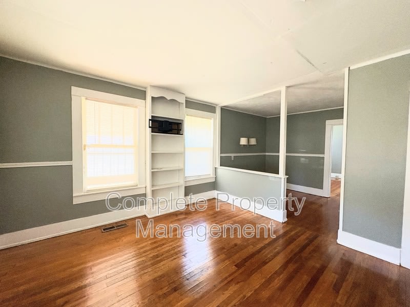 8149 1St Avenue South – photo 3