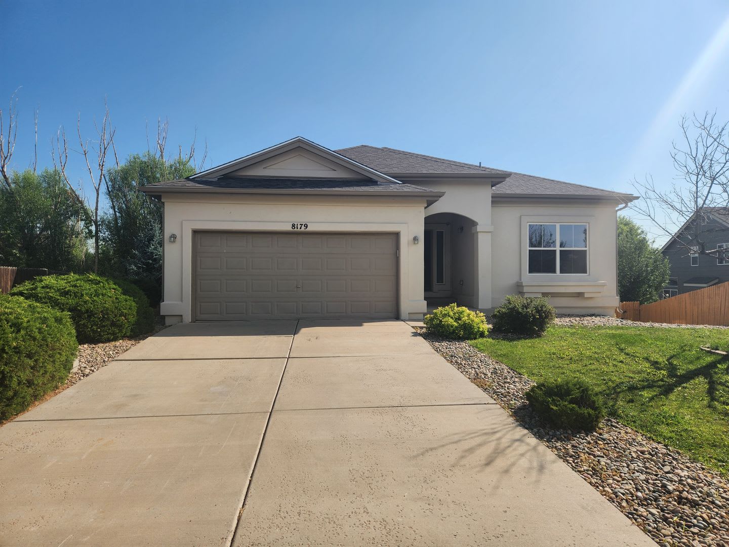 Fantastic, updated- 4 bedroom near base! – photo 1