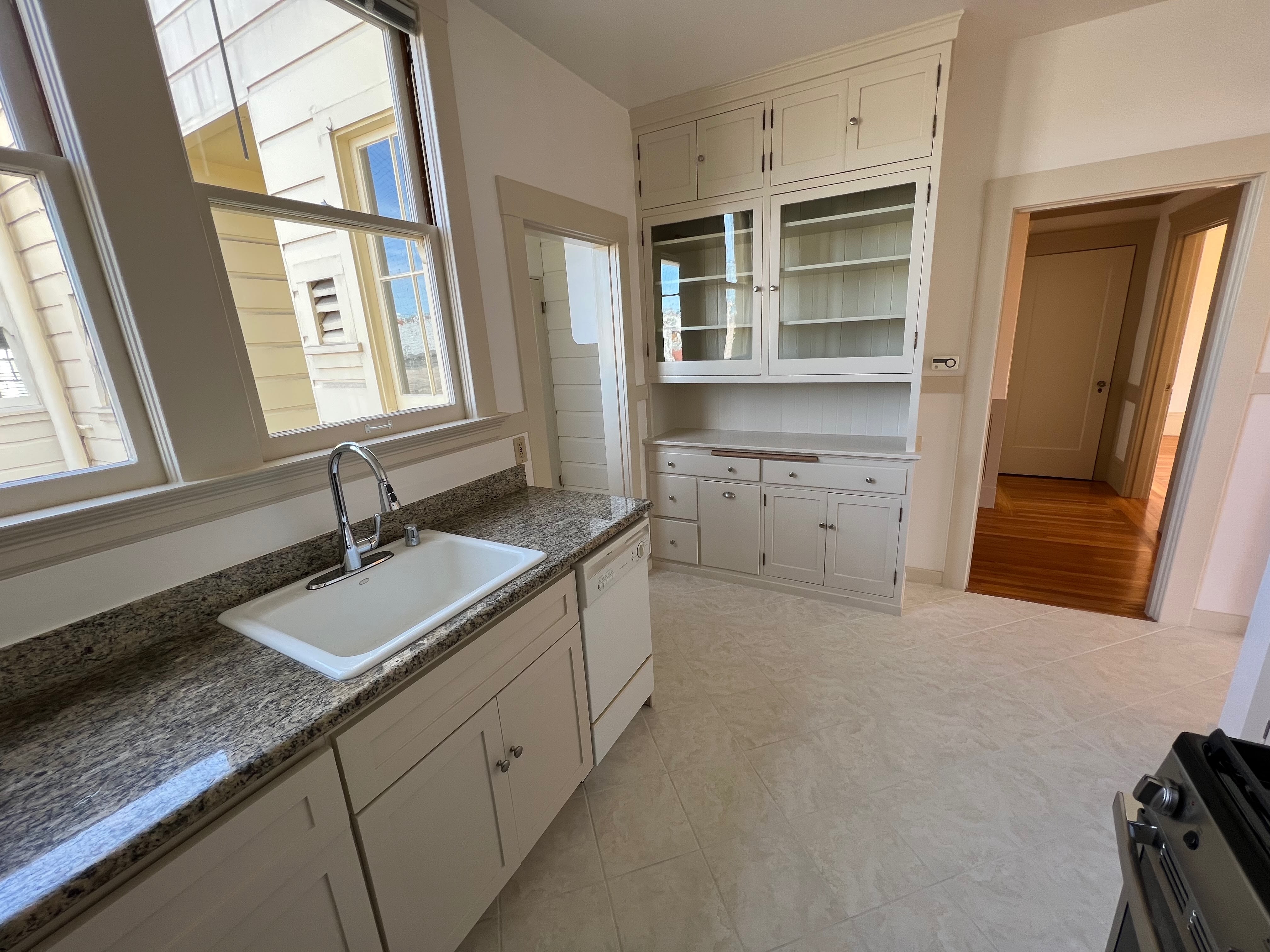176 Julian Avenue – photo 5