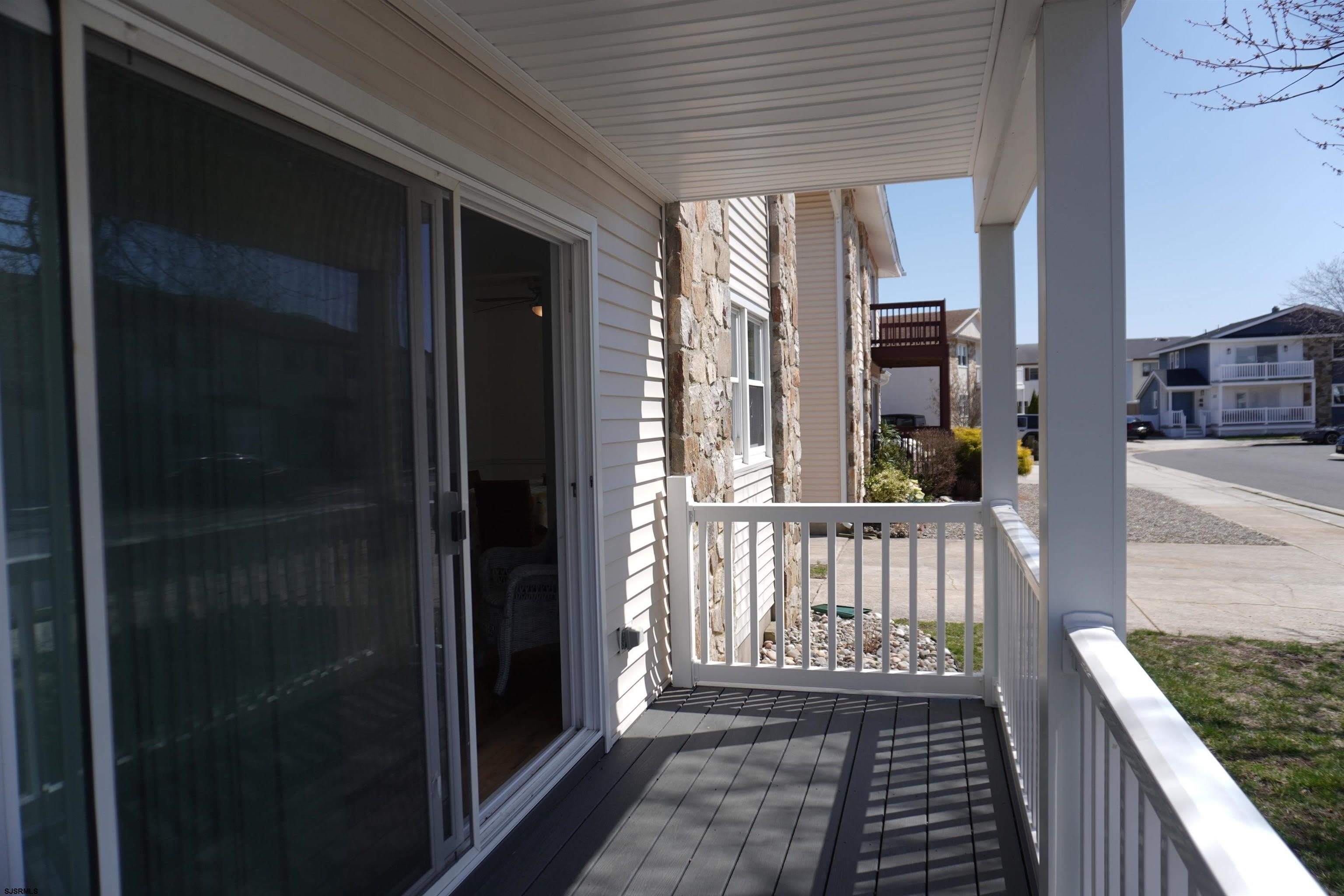 453 Berkshire Dr – photo 4