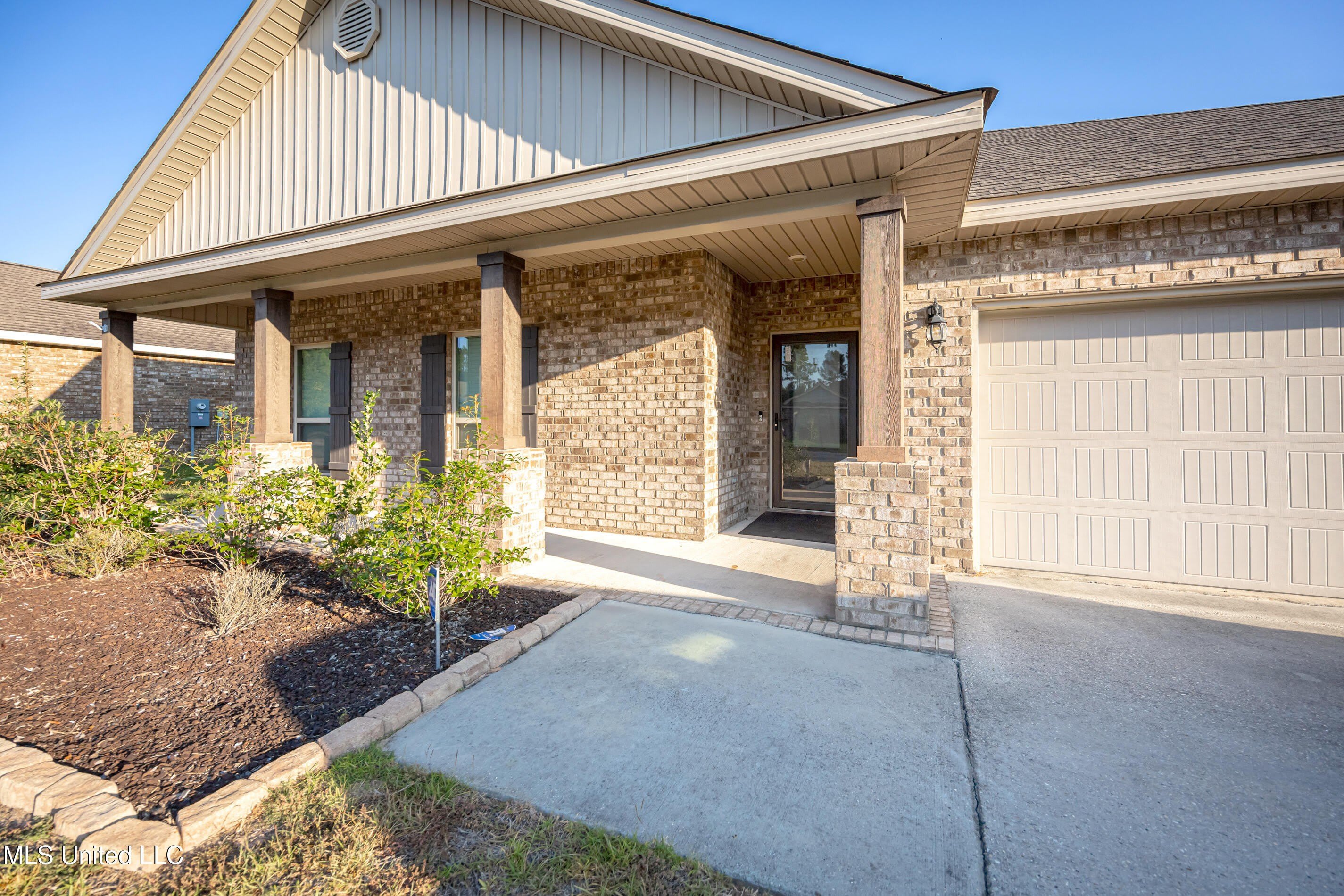 1070 Brackish Place – photo 2