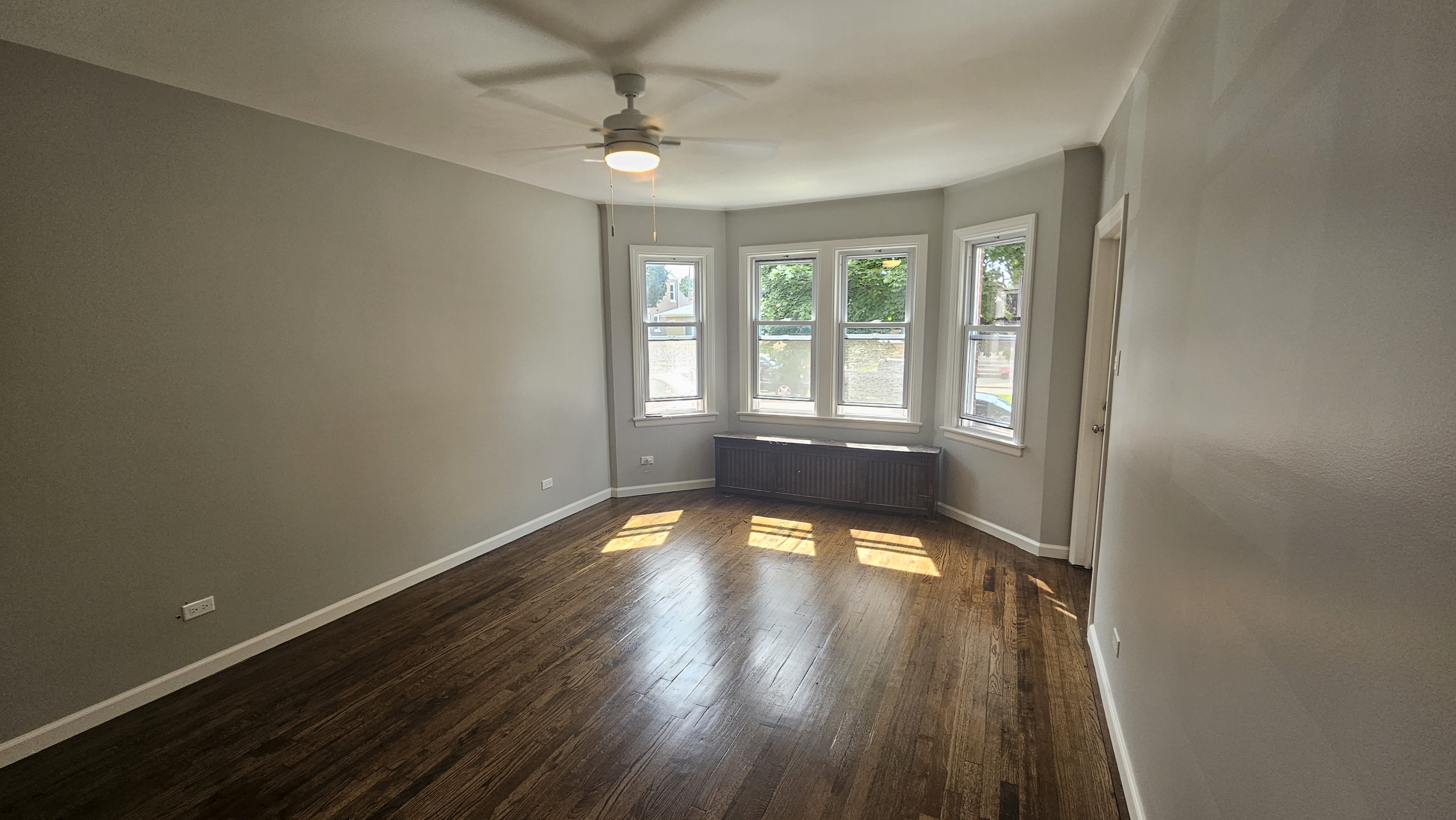 4615 S Komensky Ave – photo 2