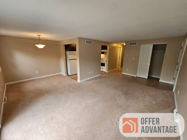 137 Creekside DriveUnit 3 – photo 4