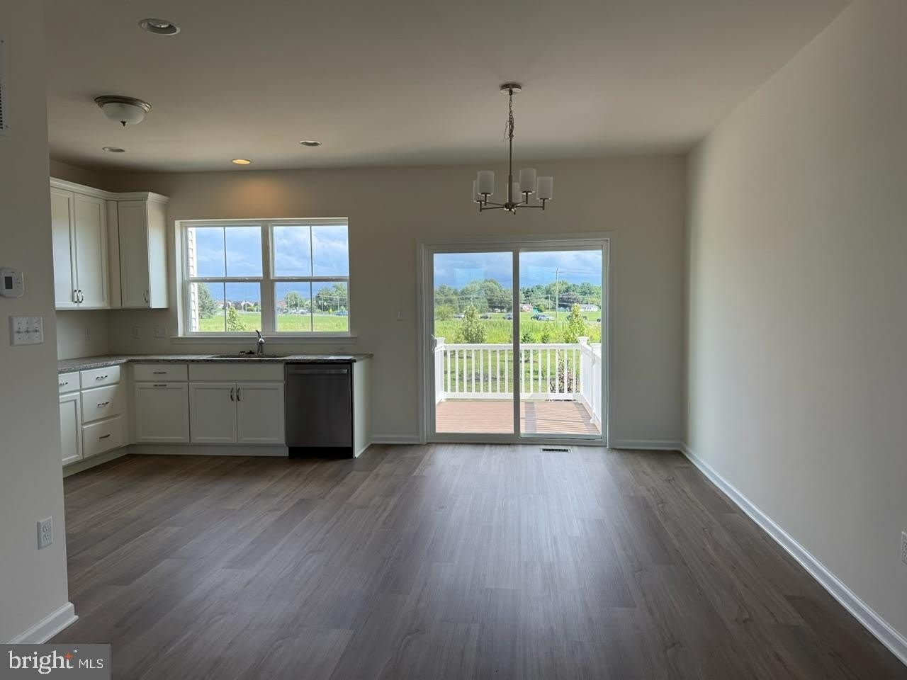748 ROSLER Way – photo 4