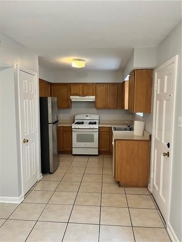 11040 ROGER Drive – photo 2