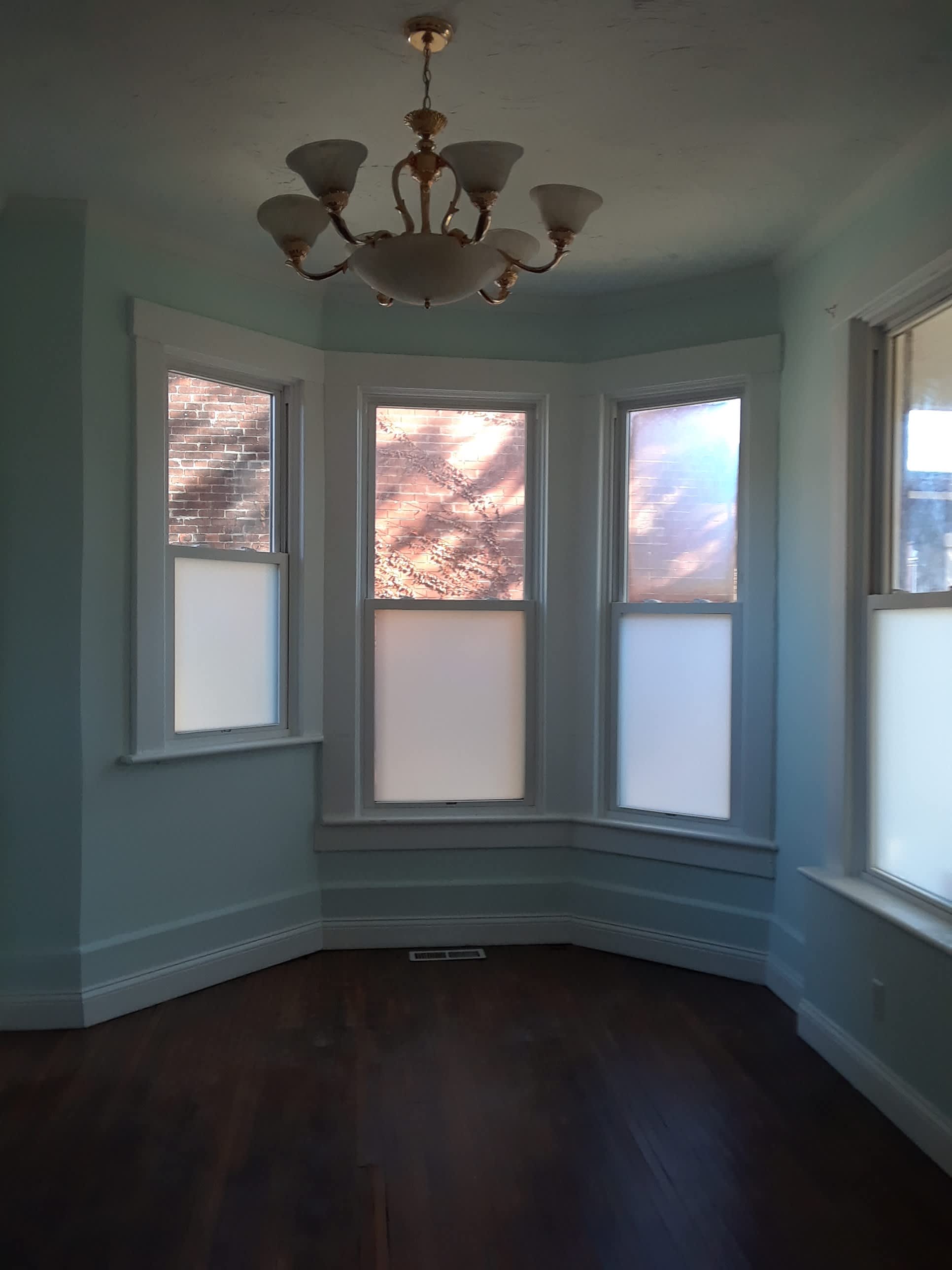390 East Oakland Avenue – photo 2