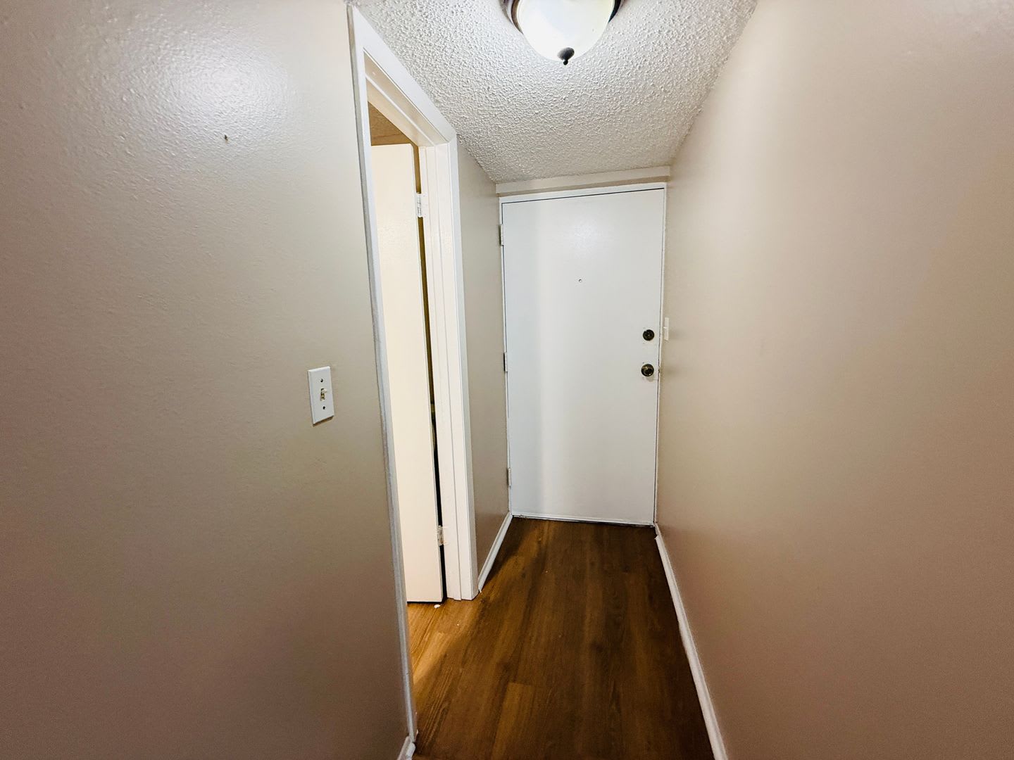 Charming 3 bedroom 1.5 bath condo for rent – photo 3