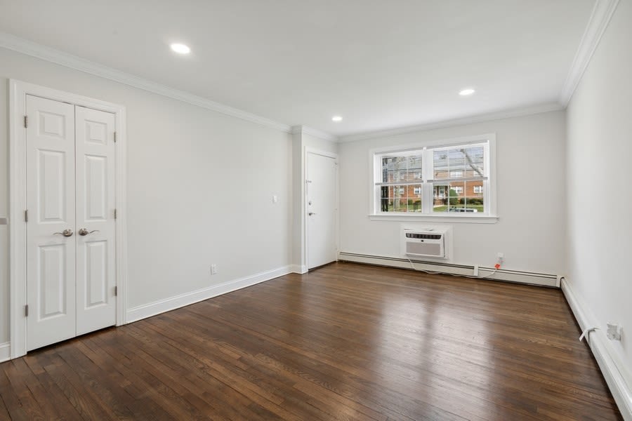 Clara Barton Apartments – photo 4