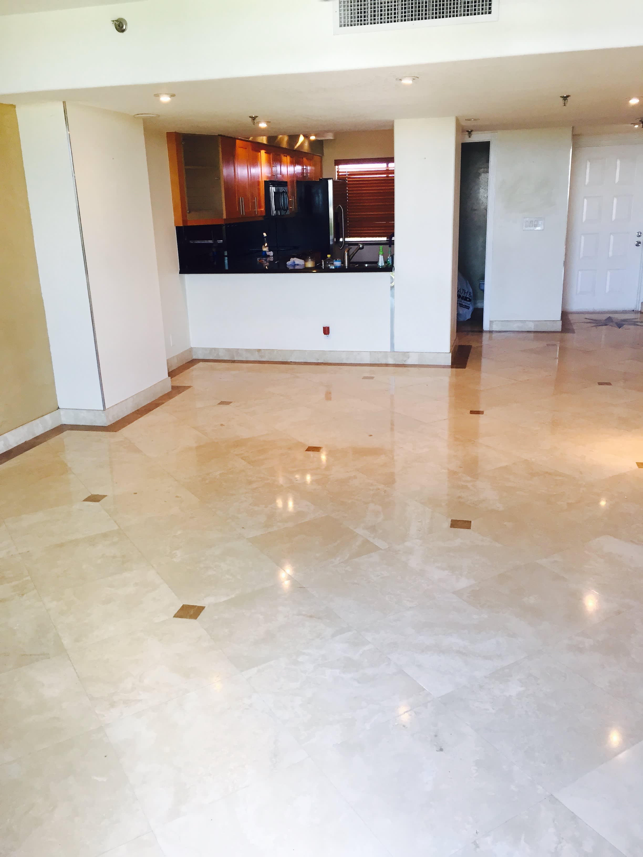 2300 Ne 33rd Ave – photo 5