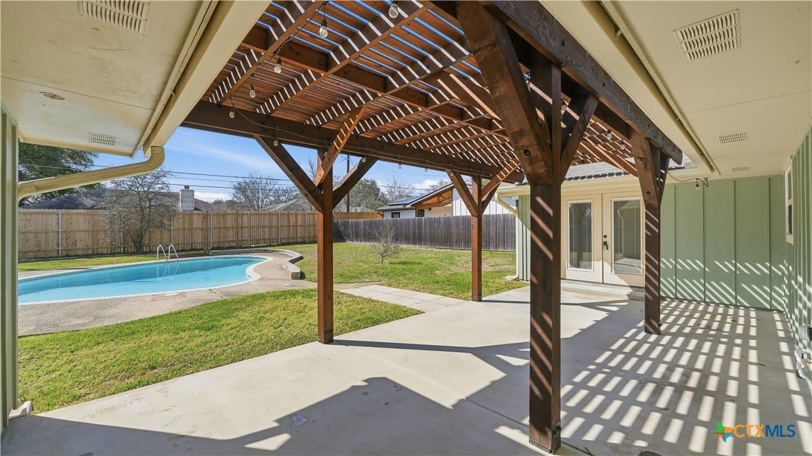 1409 Highland Drive – photo 4