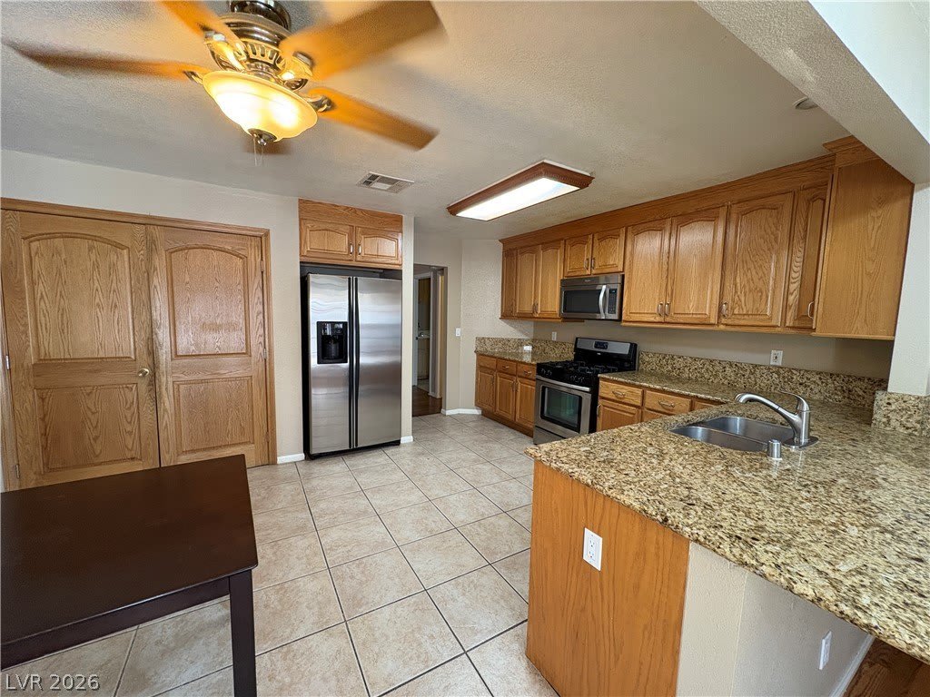1737 Sequoia Drive – photo 5