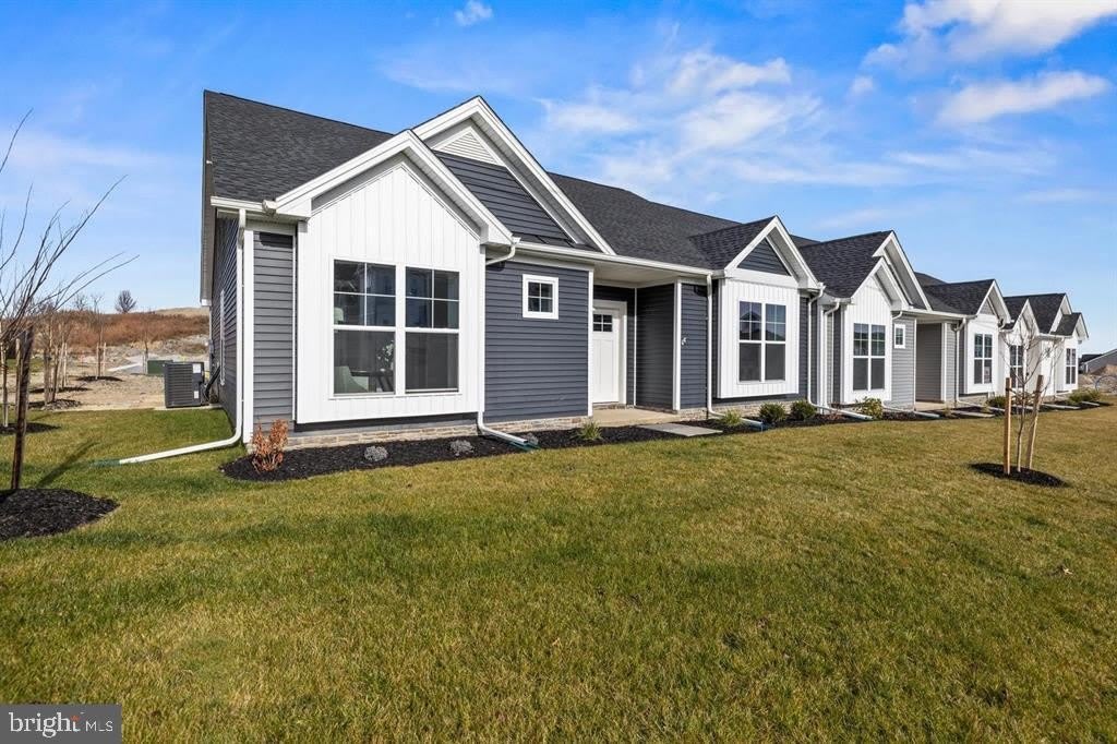137 COASTAL DRIVE – photo 1