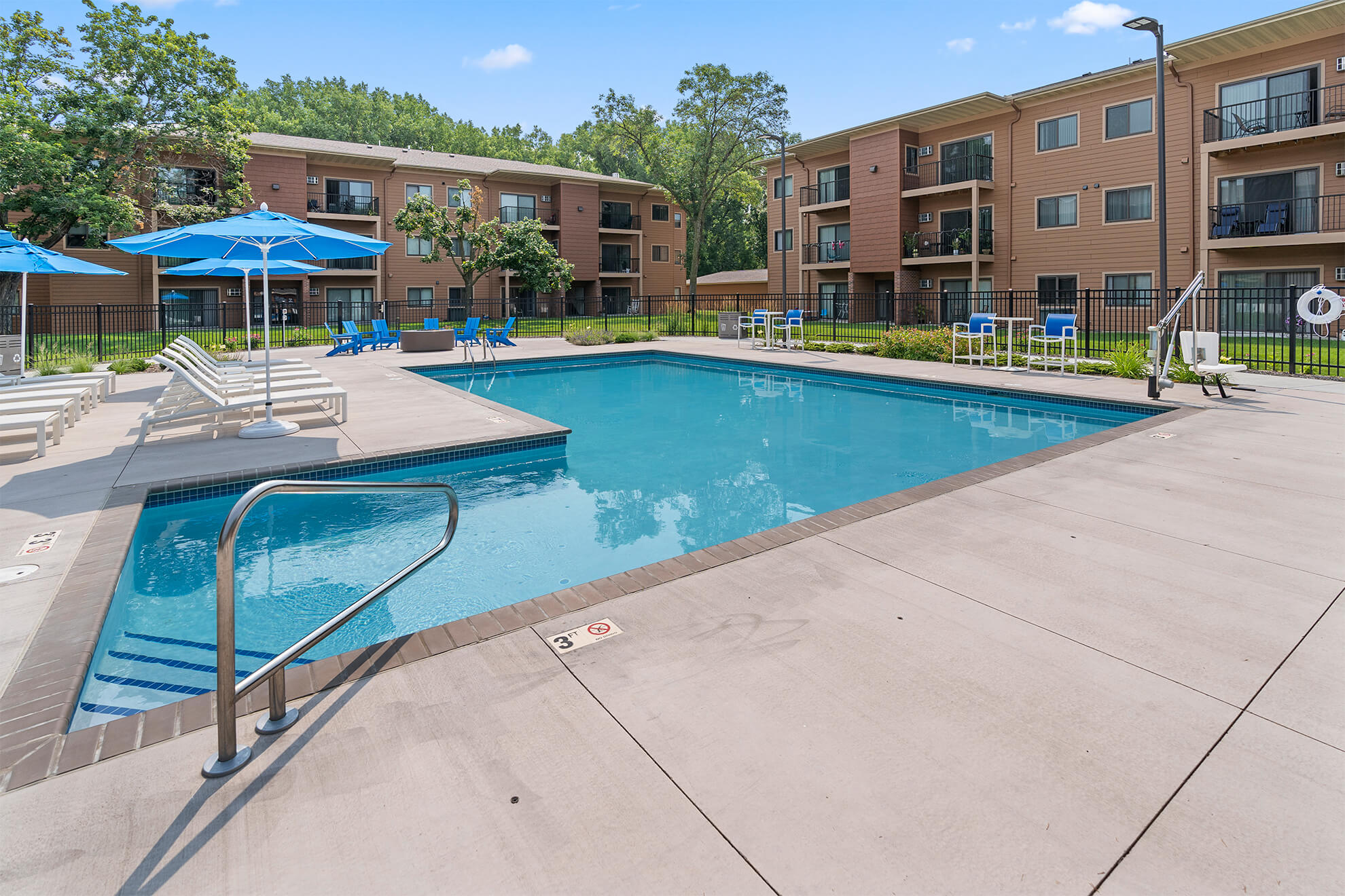 Ballantrae Apartments – photo 3