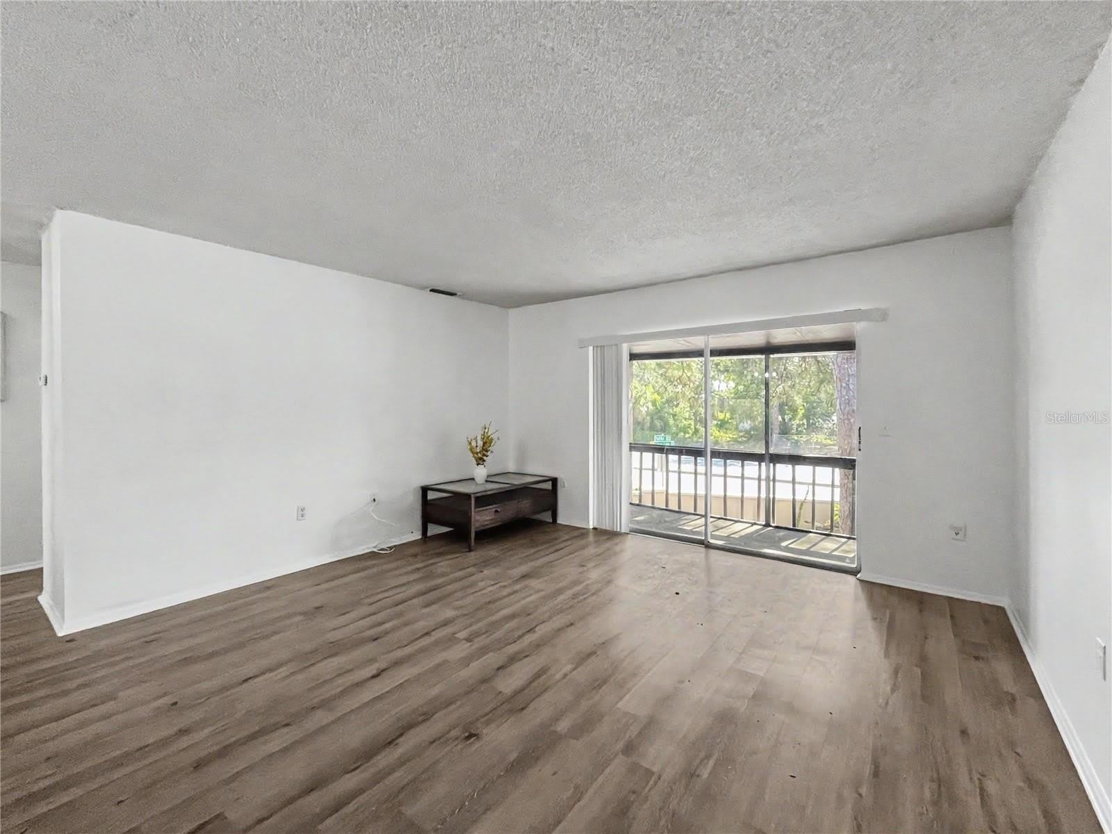 2752 HIDDEN LAKE Boulevard – photo 3