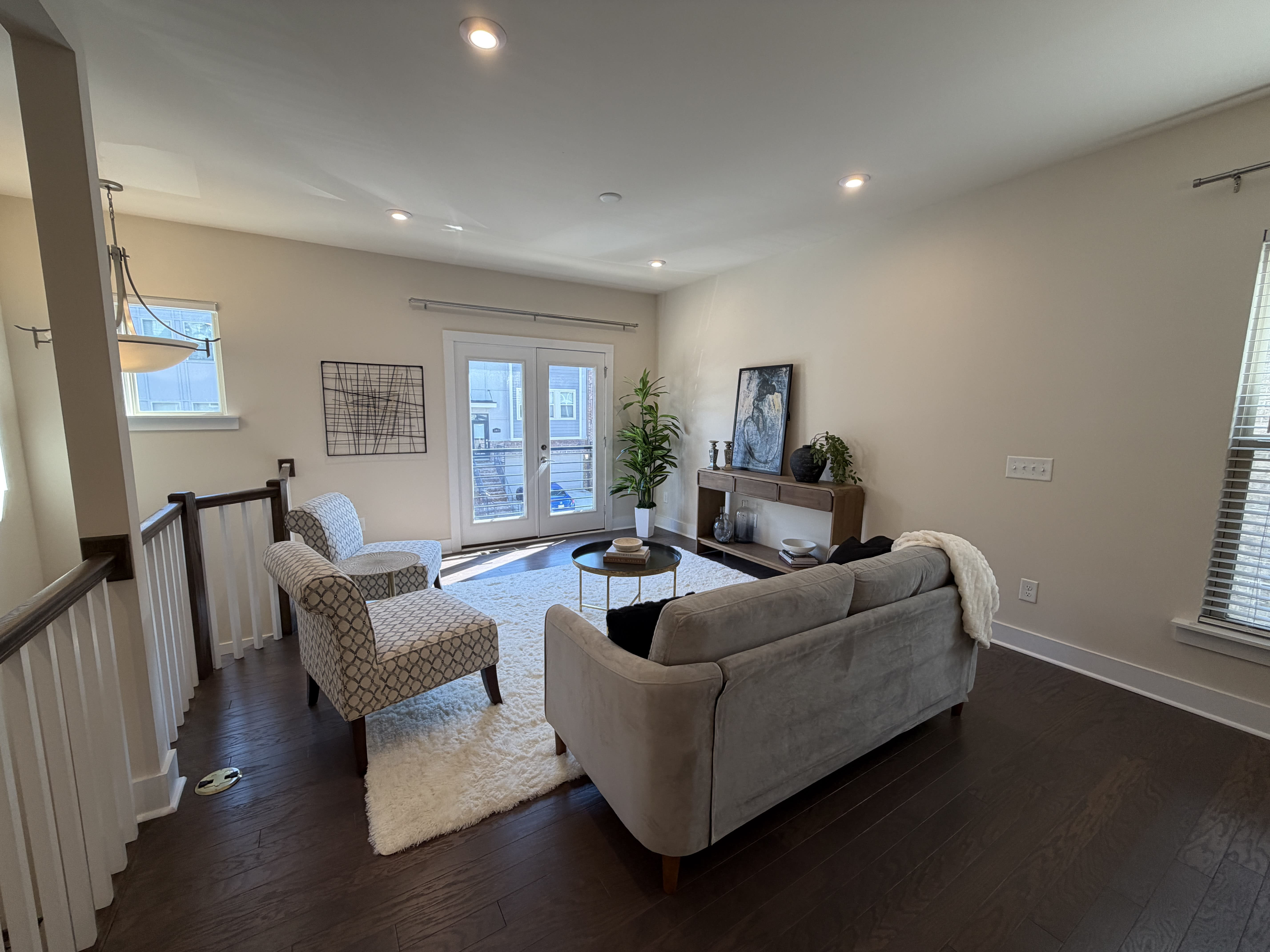 16034 Roscoe Ln – photo 2