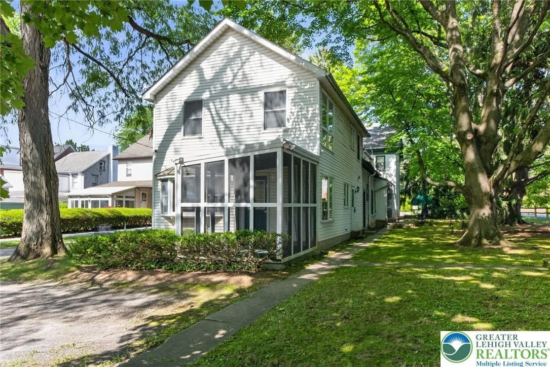 1226 Trexlertown Rd – photo 3
