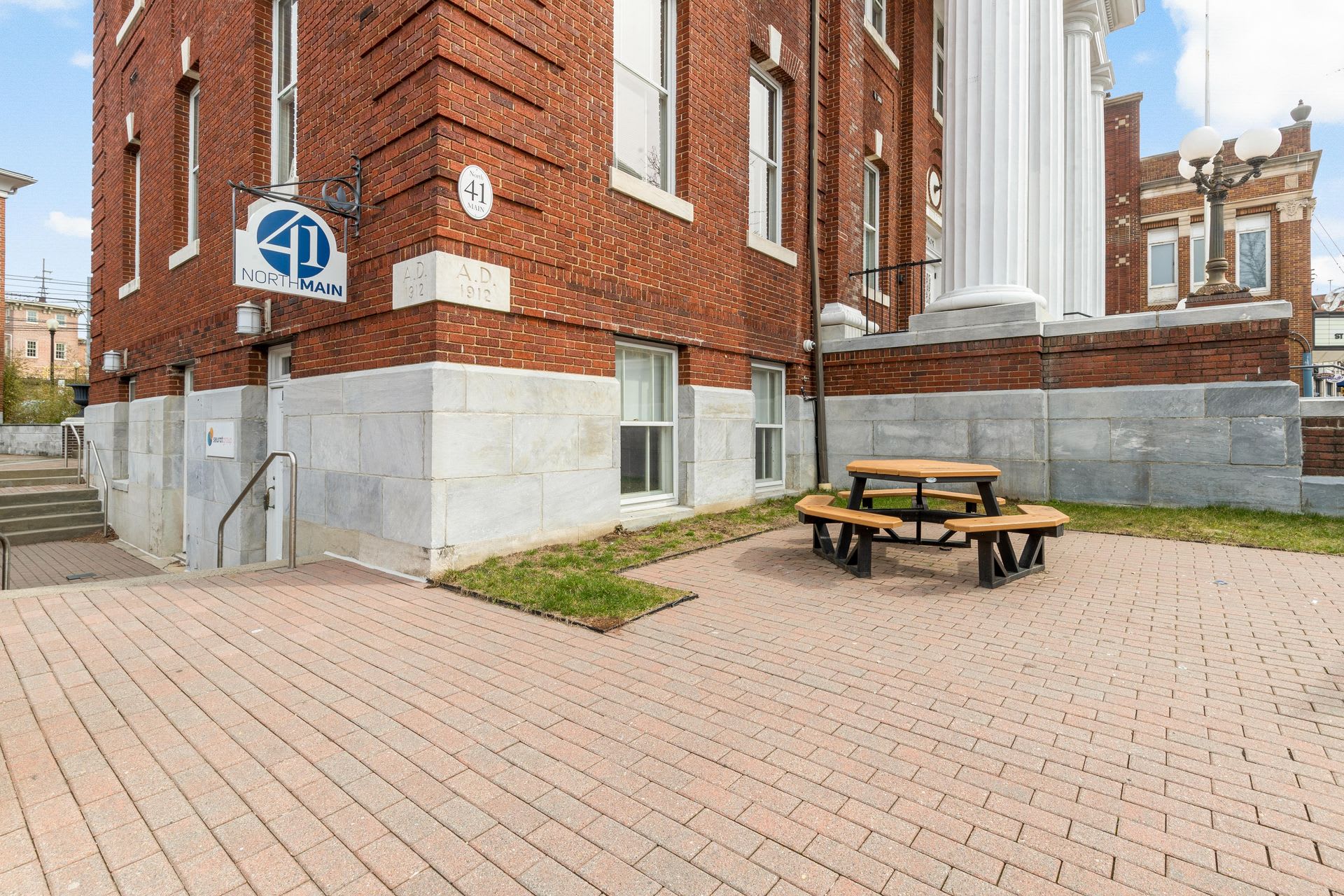 41 North Main Street – photo 3