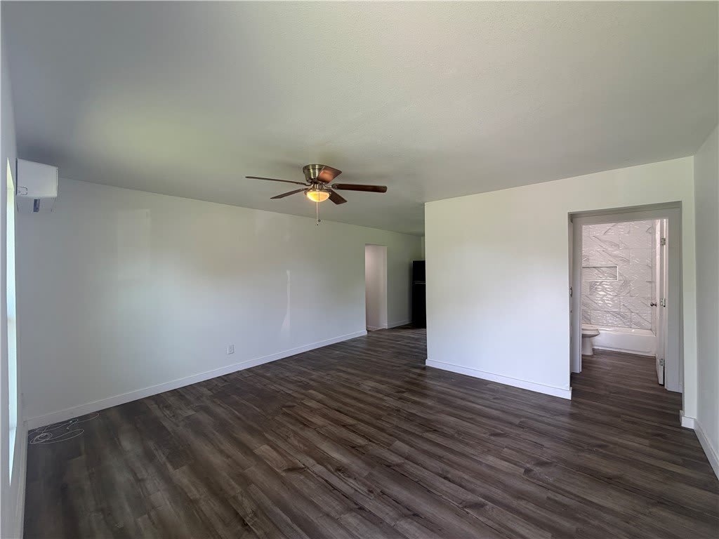 4942 Anthony Street – photo 3