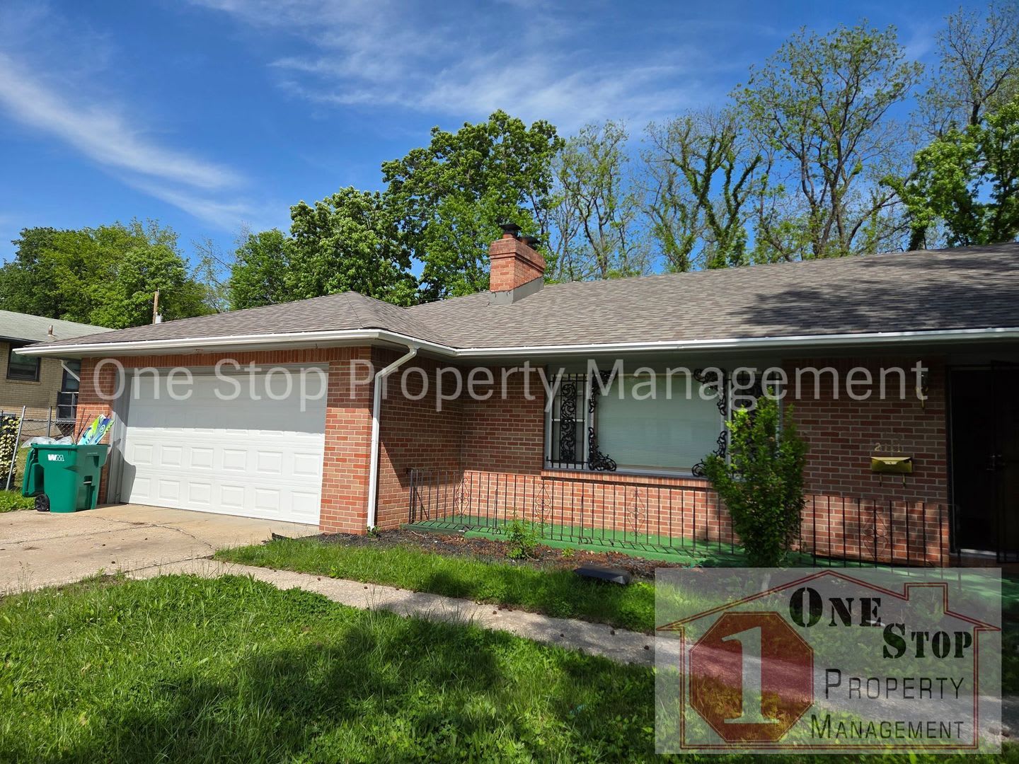Beautiful 4 Bedroom 2.5 Bathroom in Kansas City, KS! – photo 1