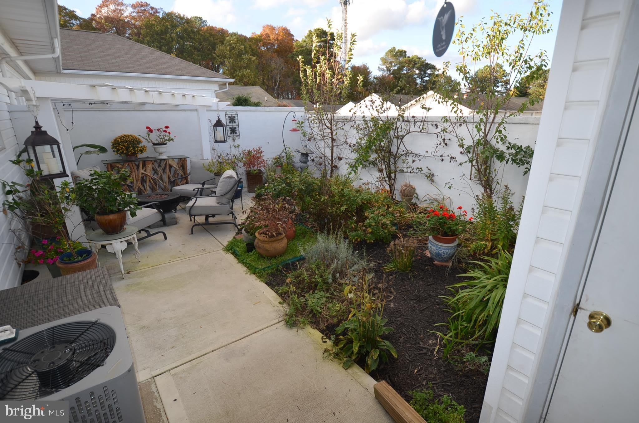 903 HOUSTON Drive – photo 3