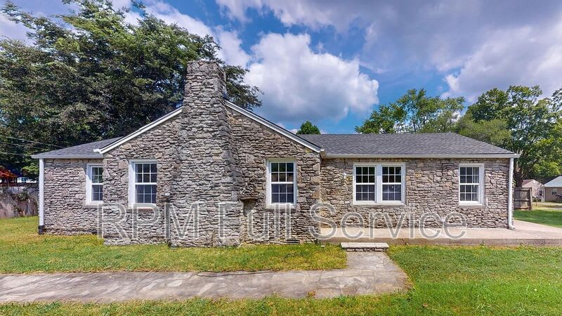 246A East Woodrow Street – photo 1