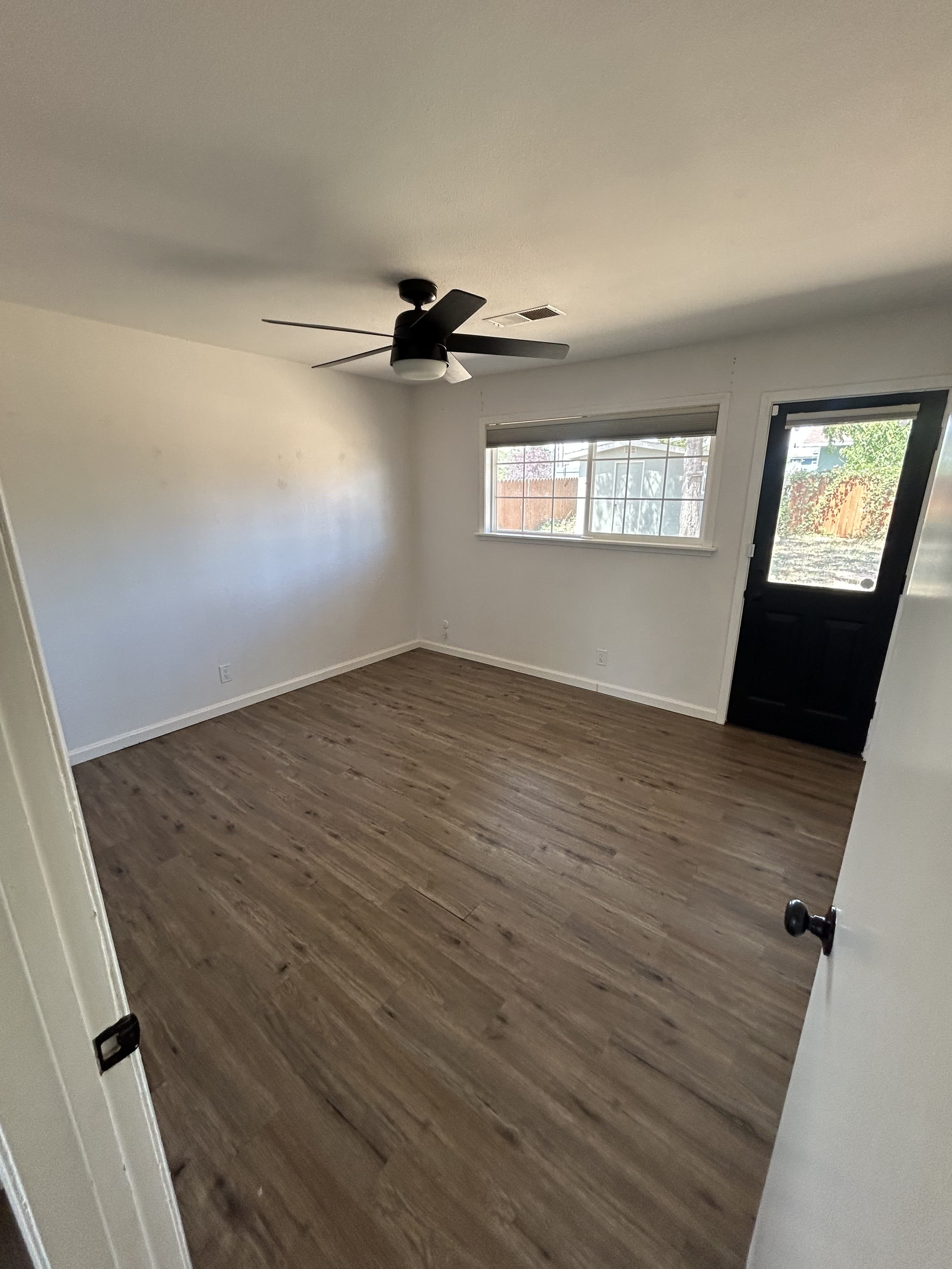 1505 Mabelle Way – photo 5