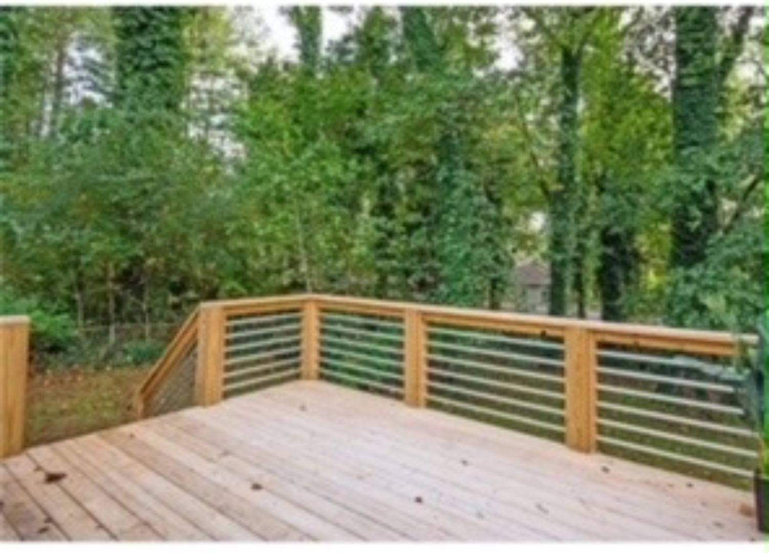 Beautifully renovated 3/2 home in Belvedere Park – photo 2