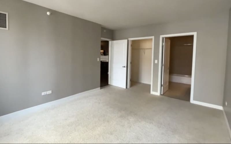 739 N Wabash Ave – photo 5