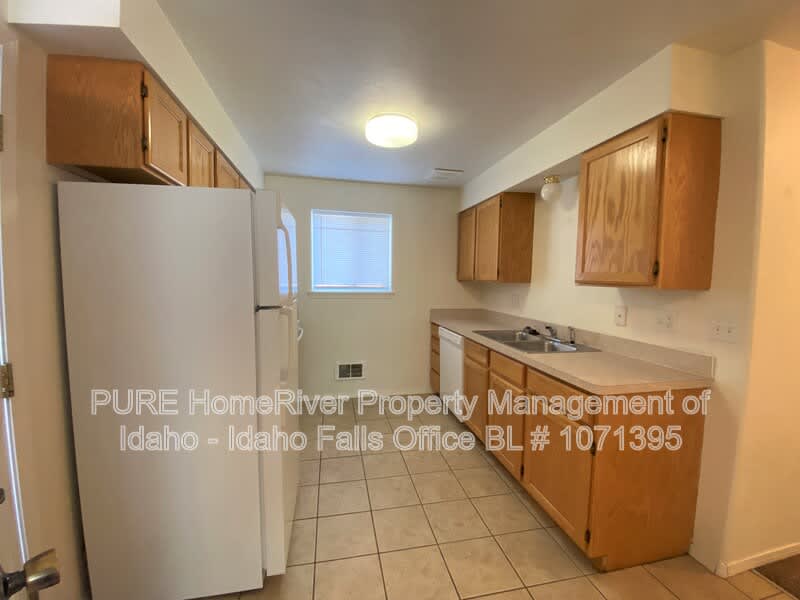 3184 Chasewood Dr – photo 2