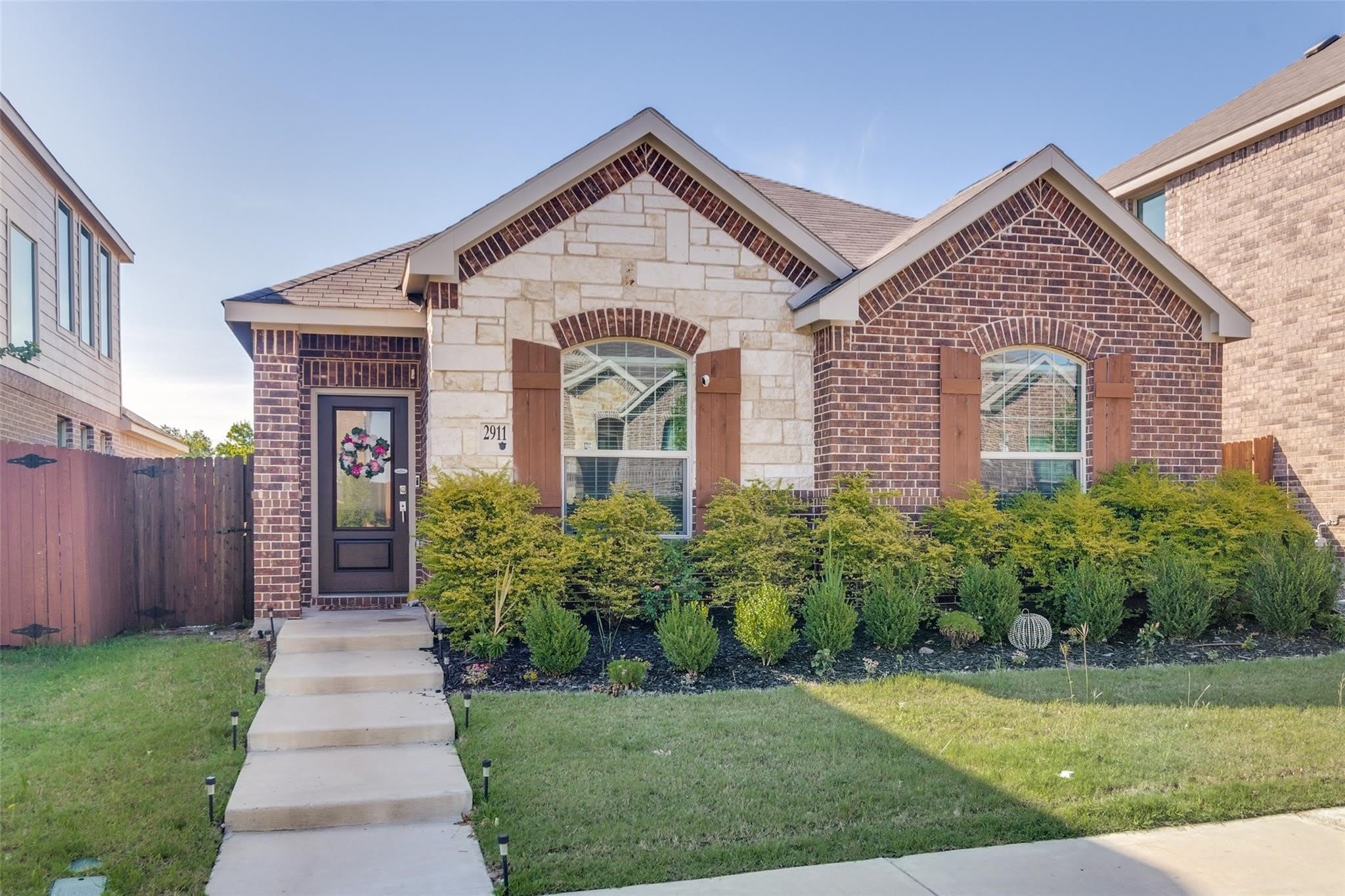 2911 S Griffin Lane – photo 4