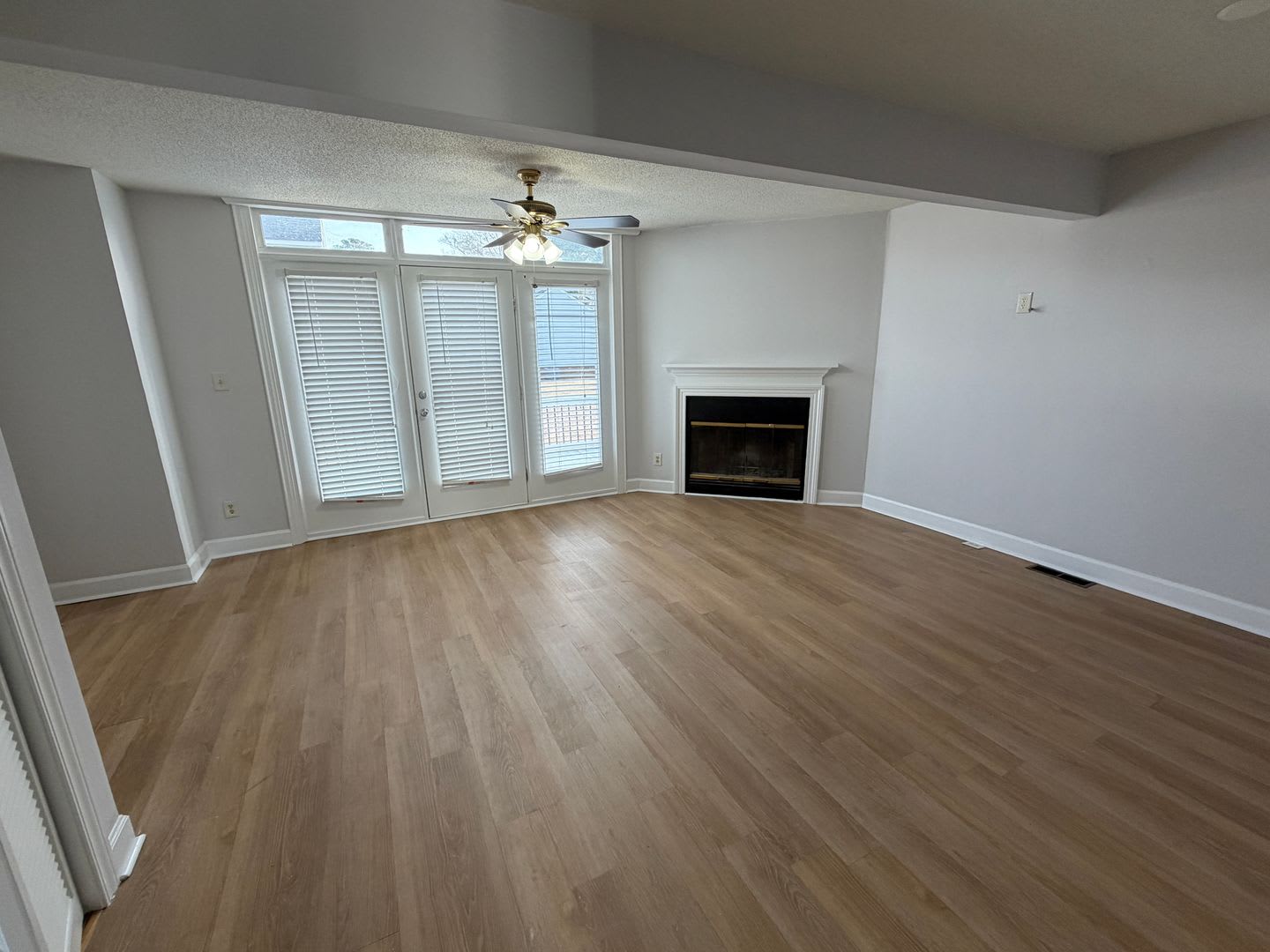3 Bedroom Townhome in Sagewood – photo 3