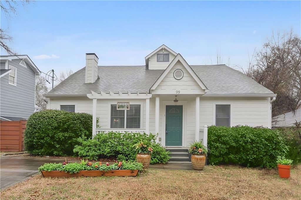 99 Bates Avenue NE – photo 1