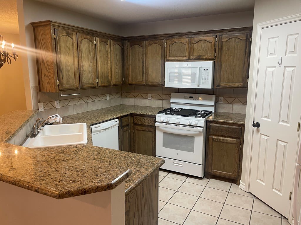 2514 Faulkner – photo 5