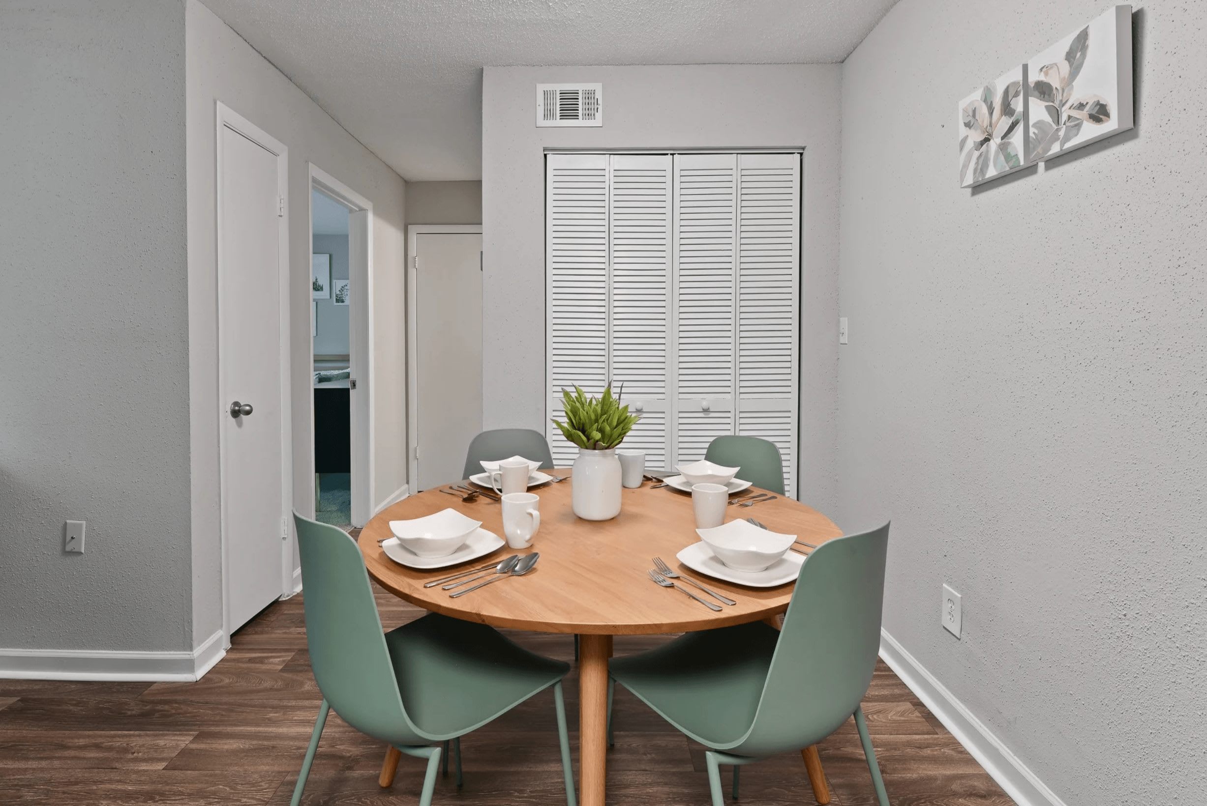 Premier Apartments – photo 2