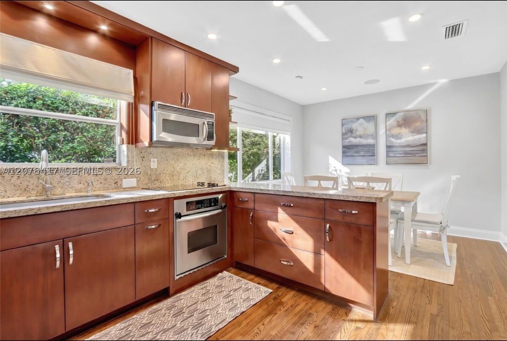 4943 Riviera Dr – photo 5
