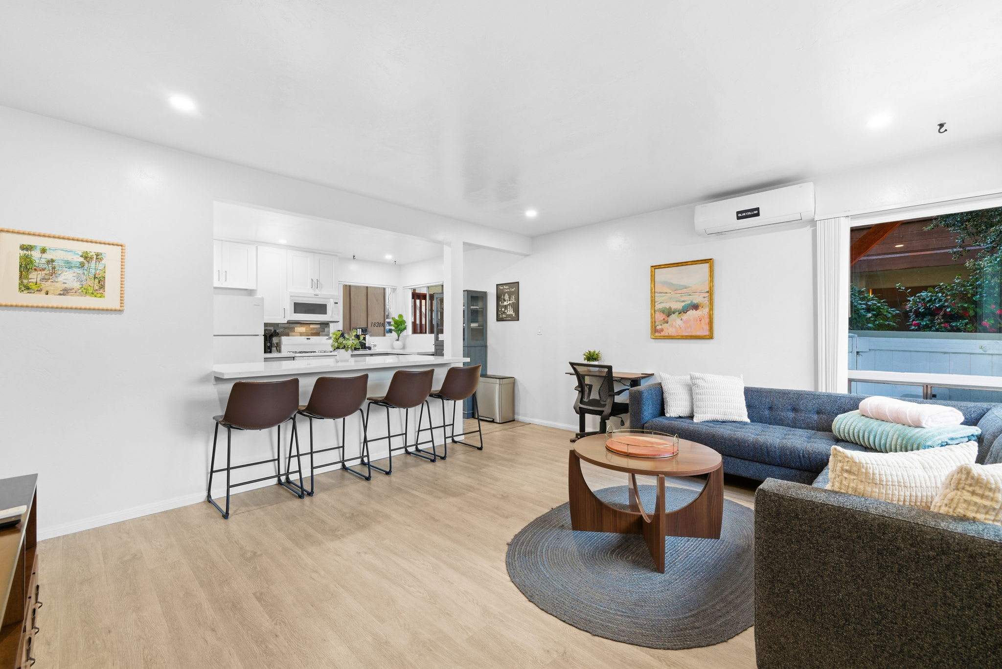 1818 Diamond St – photo 2