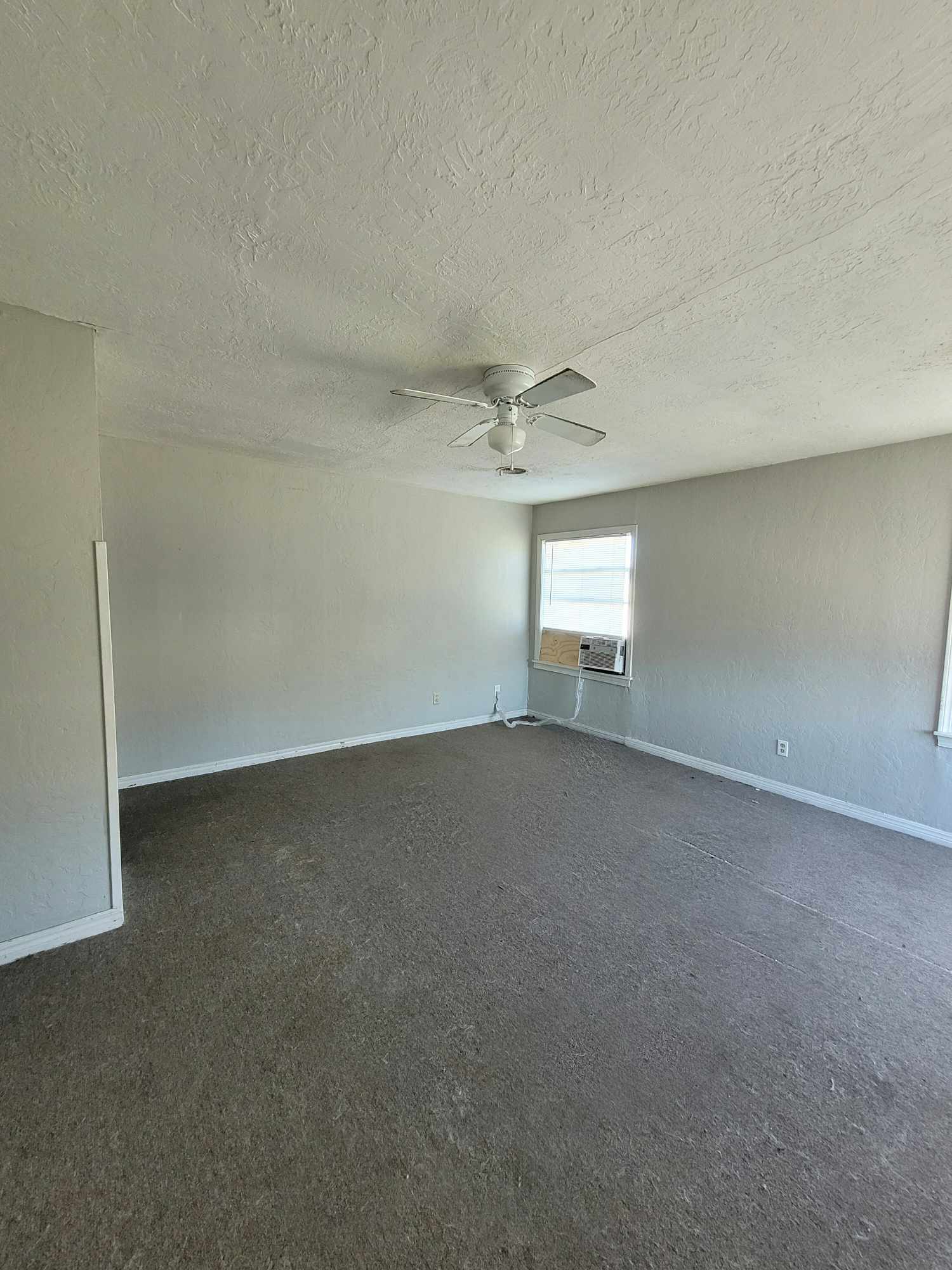 1005 N. B St – photo 2