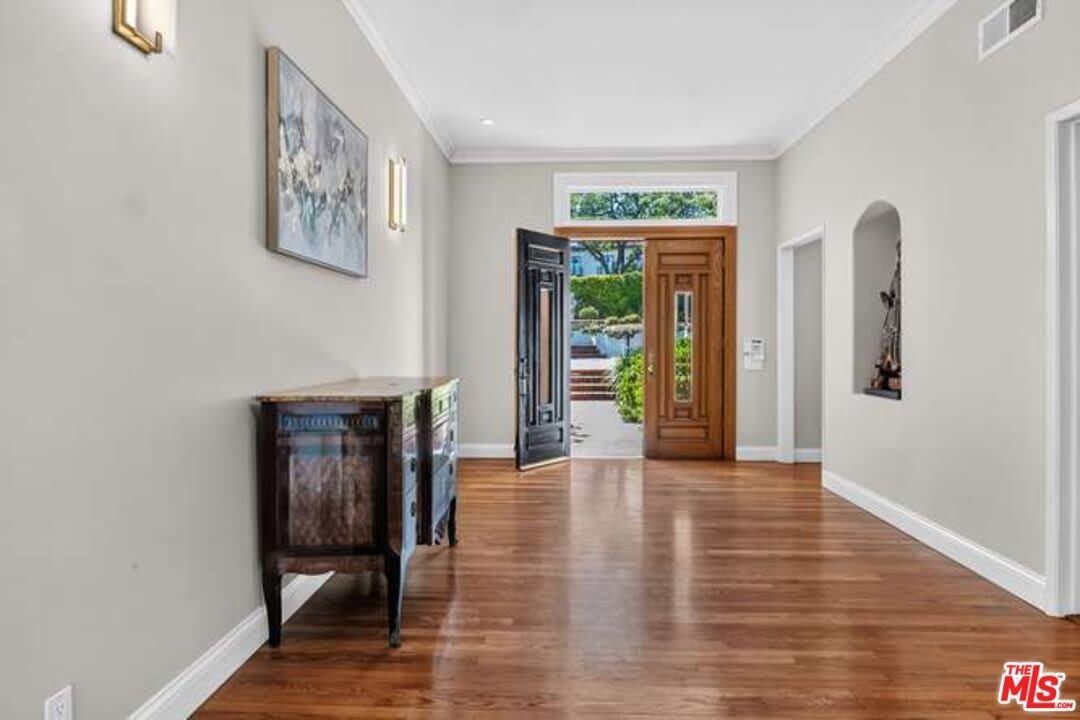 510 Toyopa Dr – photo 5