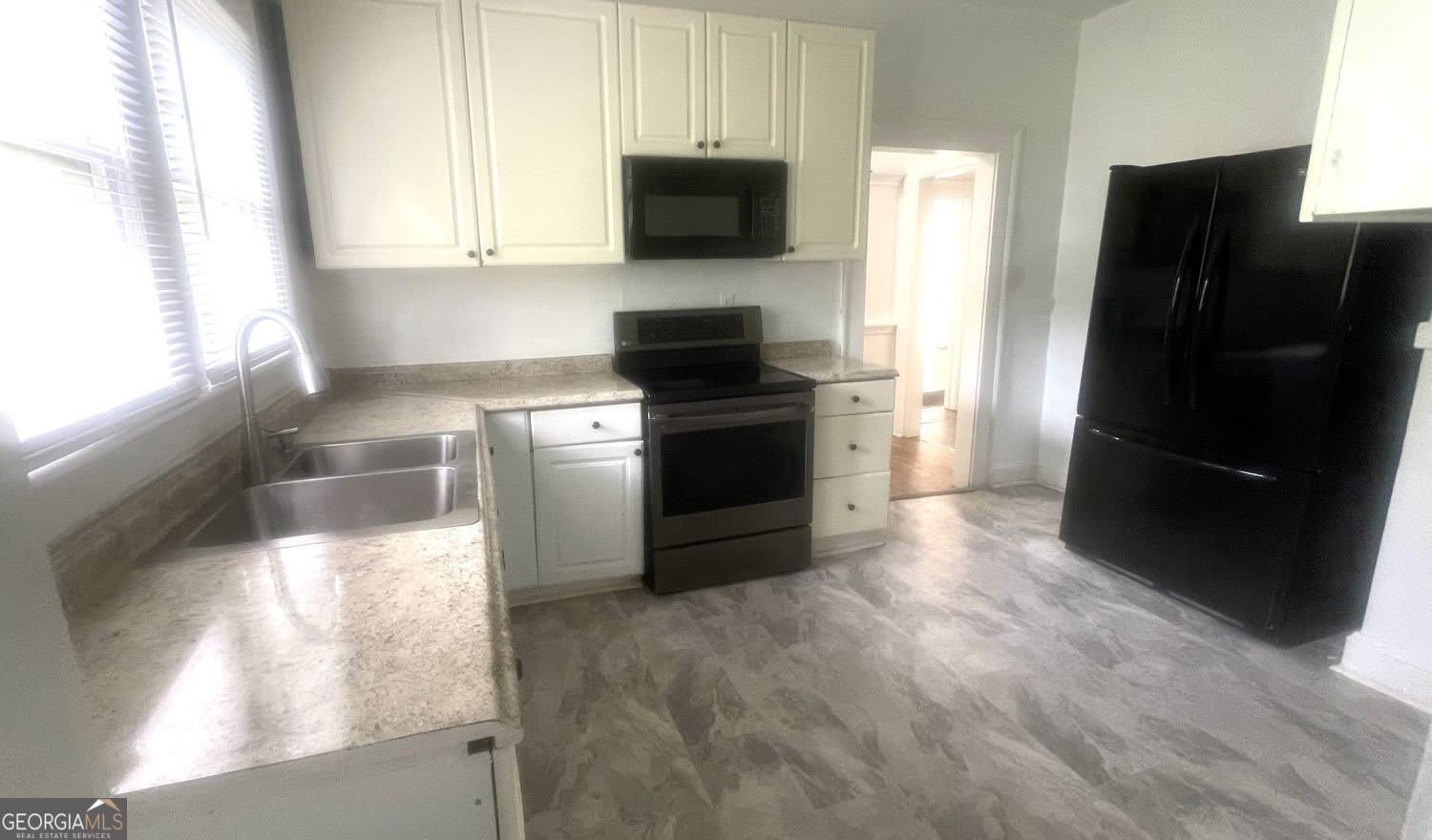 770 N Evelyn Place Nw – photo 3